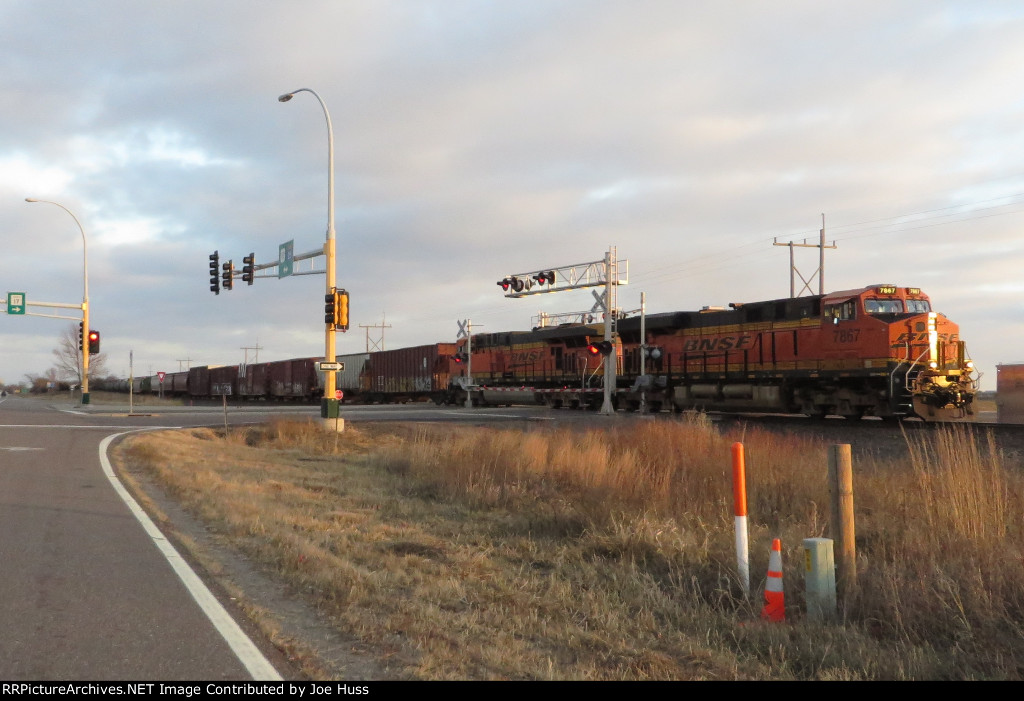 BNSF 7867 West